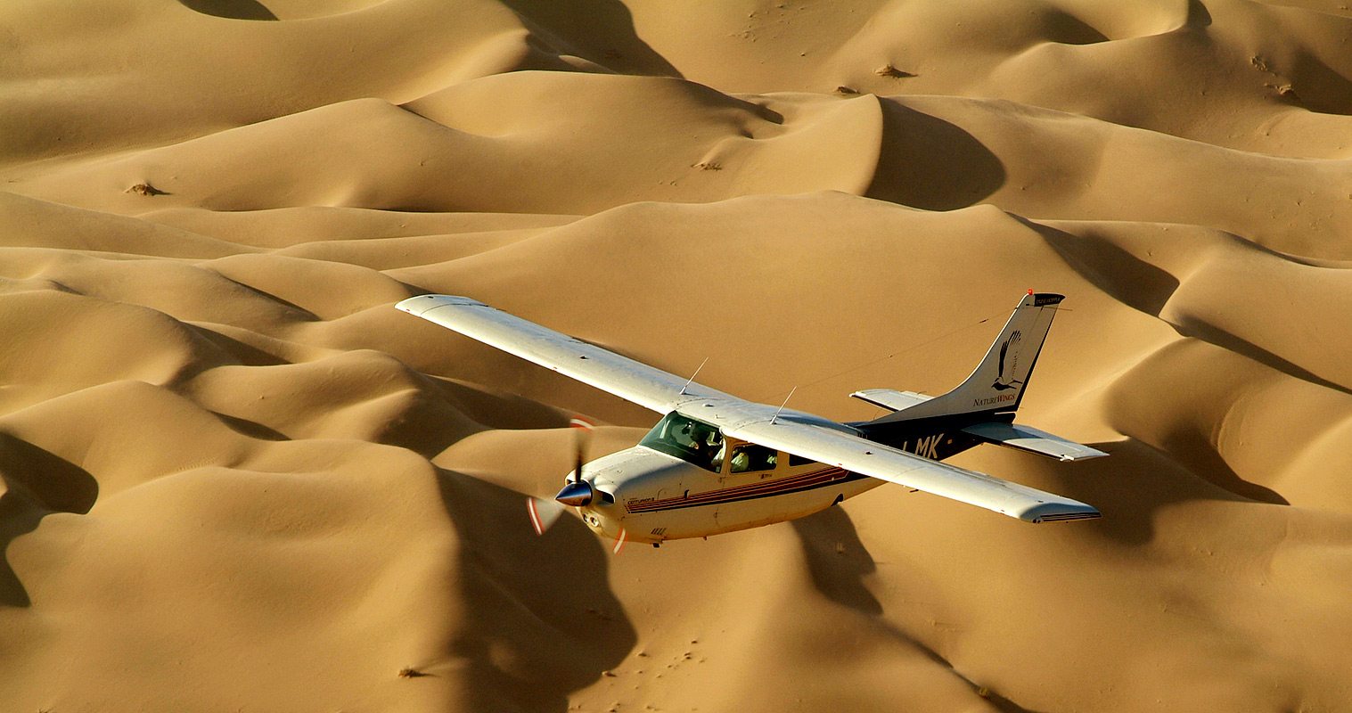 Survol du désert du Namib lors du Fly-in safari en Namibie
